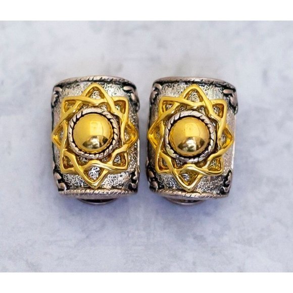 Vintage Gold Silver Tone Star Pierce Stud Earrings - CF1 - Picture 1 of 2